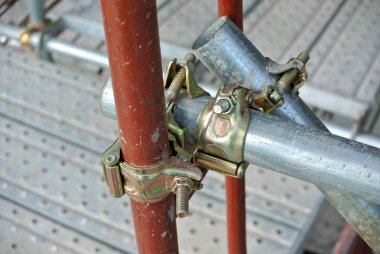 Selangor, Malezya-10 Kasım 2016: bağlayıcı detay inşaat sahasında iskele. Belgili tanımlık bağlamak bağlamak veya iskele veya emniyet boru birbirine bağlamak. 