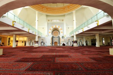 Masjid Jamek Sultan Abdülaziz Petaling Jaya, Malezya iç. Modern cami ve topluluk İslam tasarım ve mimarisi ile oluşturma. 