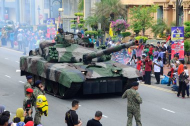 Seremban, Malezya-31 Ağustos 2016: Malezya Kraliyet Ordusu tank Seremban, Malezya Malezya Bağımsızlık günü geçit töreni sırasında.  