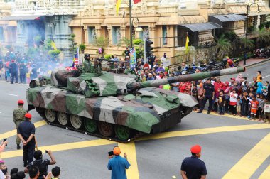 Seremban, Malezya-31 Ağustos 2016: Malezya Kraliyet Ordusu tank Seremban, Malezya Malezya Bağımsızlık günü geçit töreni sırasında.  