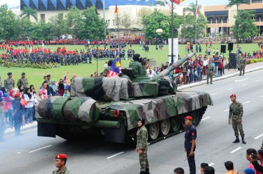Seremban, Malezya-31 Ağustos 2016: Malezya Kraliyet Ordusu tank Seremban, Malezya Malezya Bağımsızlık günü geçit töreni sırasında.  