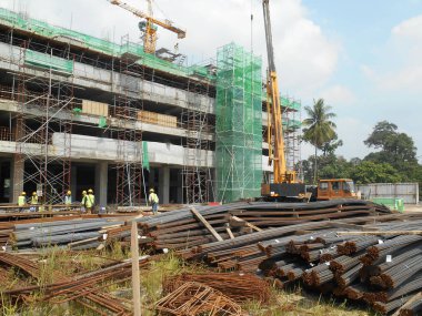 Seremban, Malezya-25 Şubat 2017: şantiye gündüz sırasında Seremban, Malezya sürüyor. Günlük aktivite devam ediyor. 