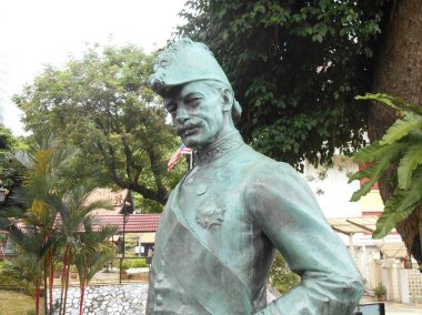 Kuala Lumpur, Malezya-8 Eylül 2016: efendim Frank Athelstane Swettenham bronz heykeli bulunan Malezya Ulusal Müzesi.