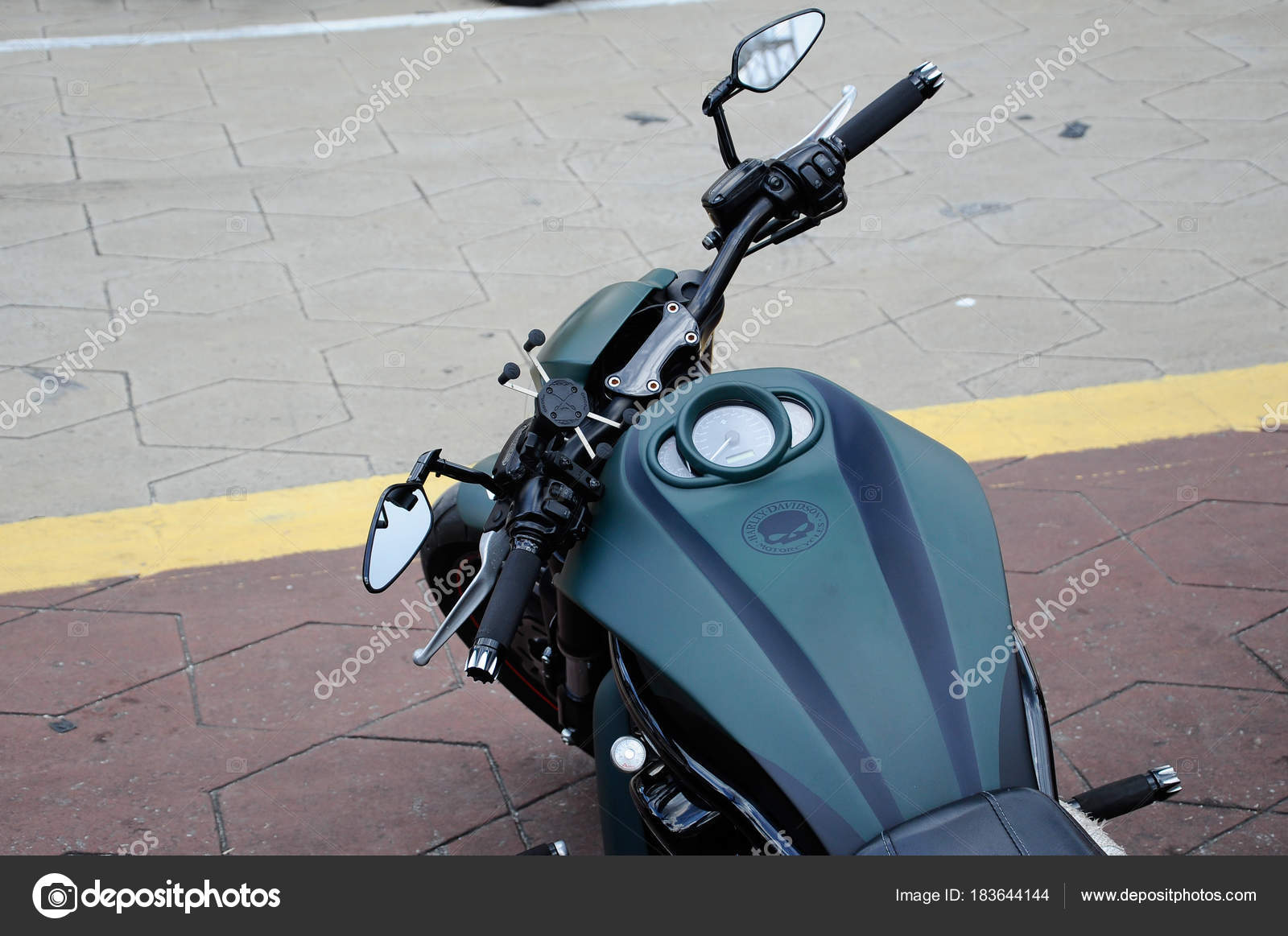 harley fuel tanks