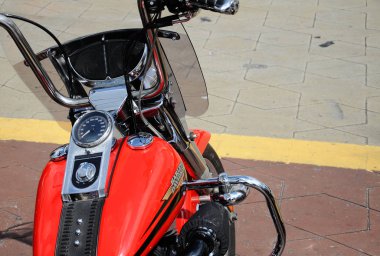 Kuala Lumpur, Malezya-25 Şubat 2017: metre panelleri ve kolu Bar çeşitli Harley Davidson kolay binici motosiklet sahiplerine Kuala Lumpur, Malezya içinde toplama sırasında. 