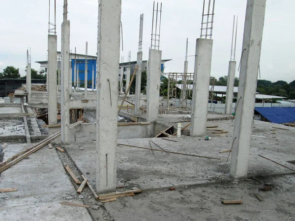 Nşaat Sahasında Döküm Beton Sütun Çıkıntılı Takviye Bar Hazır Sonraki — Stok fotoğraf