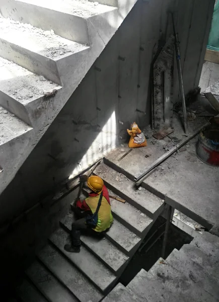 Kuala Lumpur Malajsie Května 2018 Betonové Schodiště Výstavbě Staveništi Dřevěné — Stock fotografie