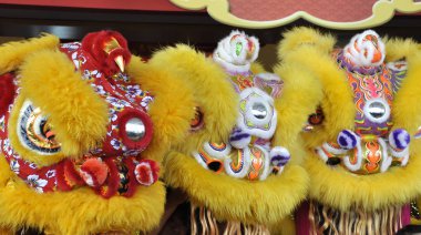 Seremban, Malezya -2 Şubat 2017: Seremban, Malezya 'da düzenlenen Çin Yeni Yıl Festivali sırasında aslan dansı performansı. Geçmişten beri Çinlilerin geleneksel ve kültürel dansıydı.. 