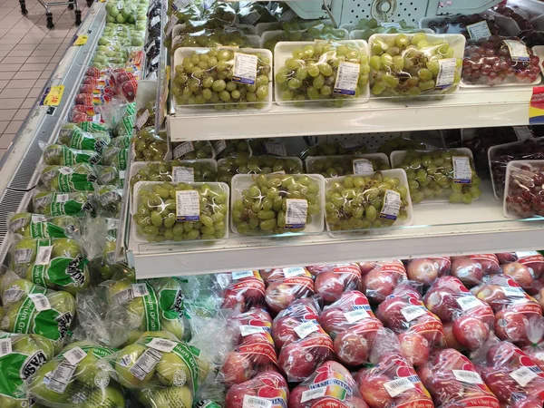Kuala Lumpur Malasia Octubre 2019 Frutas Envasadas Dentro Del Envase —  Fotos de Stock