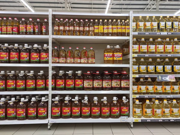 Kuala Lumpur Malasia Septiembre 2019 Aceite Cocina Elaborado Con Aceite — Foto de Stock