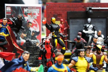 Kuala Lumpur, Malezya - 5 Ekim 2019: Marvel Iron Man çizgi roman ve filmlerindeki Demir Adam karakter aksiyon figürüne odaklandı. Koleksiyoncu tarafından halka gösterilmiştir. 