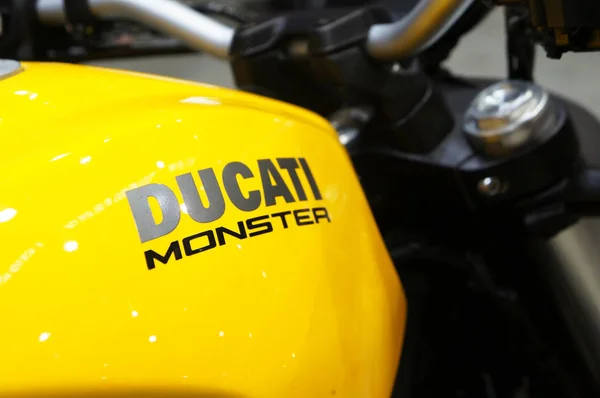 Kuala Lumpur Malaysia July 2019 Emblema Ducati Logotipos Corpo Motocicleta — Fotografia de Stock