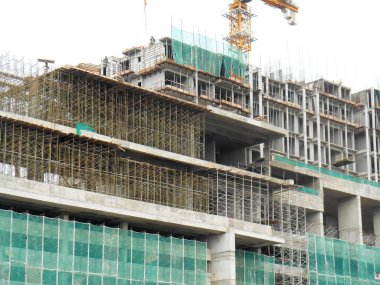Kuala Lumpur, Malezya - 28 Haziran 2018: Yüksek katlı apartman veya inşaat halindeki daire. Modern cephe tasarımıyla tanıtılan tasarım. Yüksek katlı apartman Malezya 'nın kentsel bölgesinde popülerdi. 