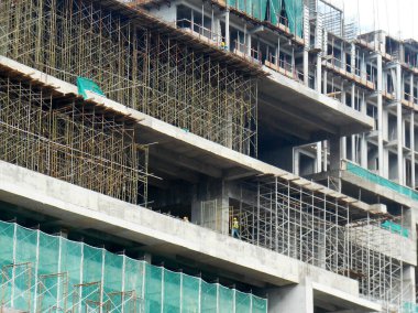 Kuala Lumpur, Malezya - 28 Haziran 2018: Yüksek katlı apartman veya inşaat halindeki daire. Modern cephe tasarımıyla tanıtılan tasarım. Yüksek katlı apartman Malezya 'nın kentsel bölgesinde popülerdi. 