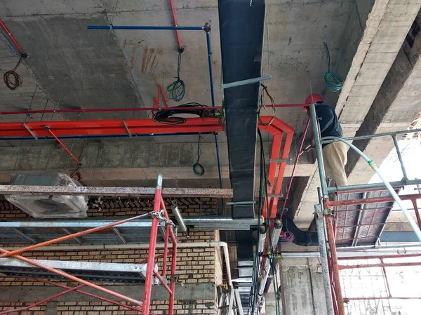 Kuala Lumpur Malaysia April 2018 Installation Ventilationsrör Och Kylrörssystem Och — Stockfoto