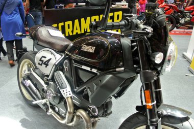 Kuala Lumpur, Malezya-Mart 24, 2018: Ducati amblem ve logolar Ducati motosiklet gövdesi. Ducati bir ünlü motosiklet Italya dünyanın üreten biridir. 