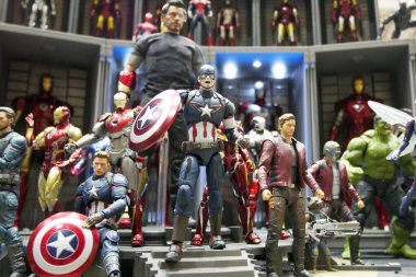 Kuala Lumpur, Malezya - 22 Haziran: Marvel çizgi romanlarından hayali karakter aksiyon figürü Kaptan Amerika. Koleksiyoncu tarafından halka gösterilen eylem figürü.
