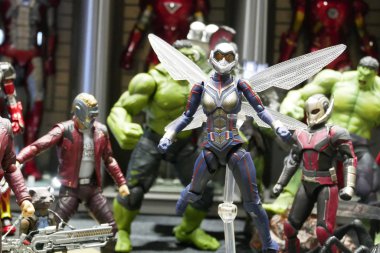 Kuala Lumpur, Malezya - 5 Ekim 2019: Marvel Iron Man çizgi roman ve filmlerinden Karınca Adam karakter aksiyon figürüne odaklandı. Koleksiyoncu tarafından halka gösterilmiştir. 