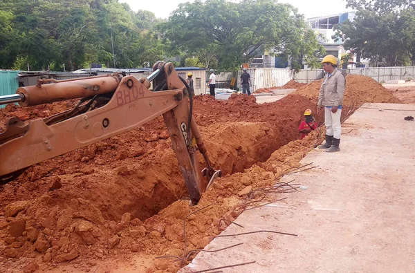 Kuala Lumpur Malaysia Mart 2020 Nşaat Işçileri Tarafından Kamu Hizmetleri — Stok fotoğraf