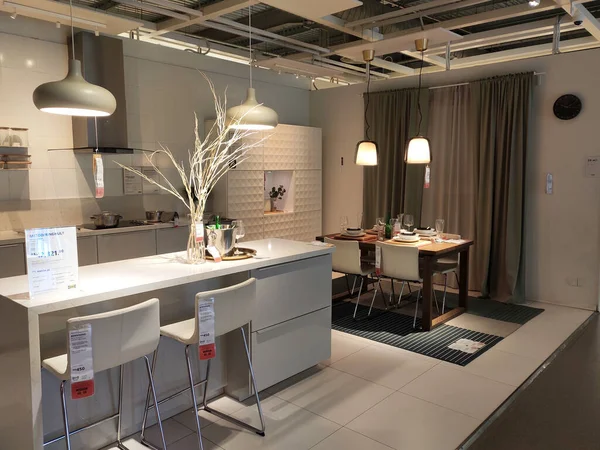 Kuala Lumpur Malaysia July 2019 Кухонная Секция Выставочном Зале Ikea — стоковое фото