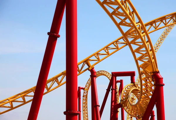 Aşırı cazibe silindir bardak