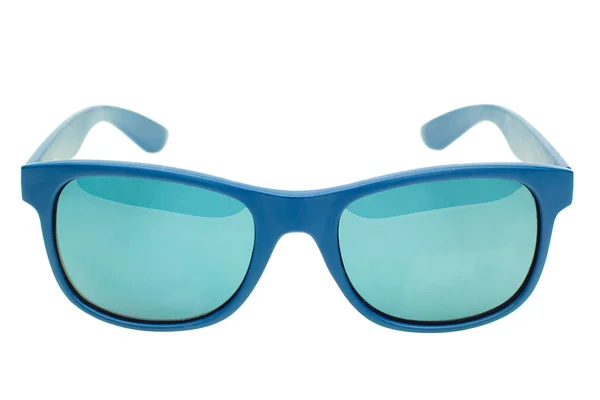 Blaue Sonnenbrille auf weißem Grund — Stockfoto