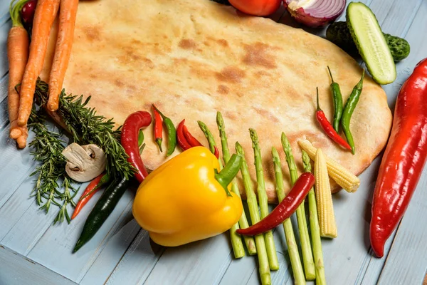 Bollo con verduras maduras — Foto de Stock