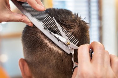 Erkekler saç kesme makası Güzellik Salonu.