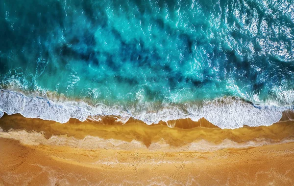Вид Зверху Повітряна Фотографія Літаючого Безпілотника Красивий Пляж — стокове фото