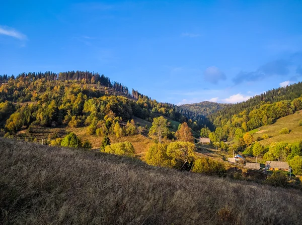 Karpatenlandschaft — Stockfoto