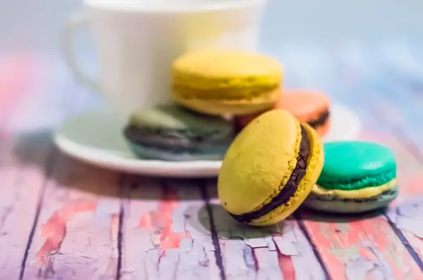 Still life with macaroon cake — Stock Photo, Image