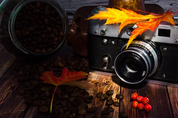 Fortsatt liv med kaffe og kaker – stockfoto