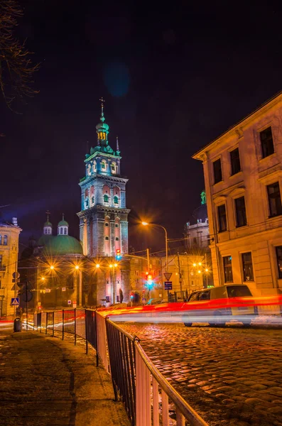 Nacht lviv Stadtbild — Stockfoto