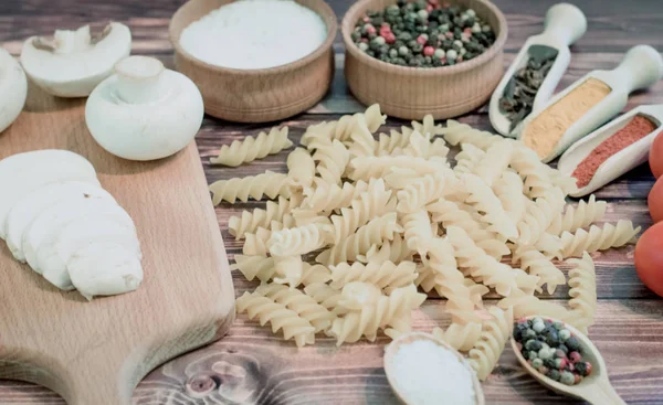 Natura morta con gli ingredienti della pasta — Foto Stock