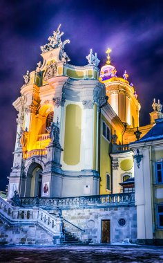 Neo Gotik stili Katedrali 