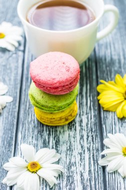 Fincan çay ve kek ile natürmort