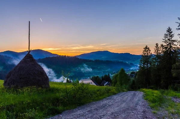 Hintergrund der Karpaten — Stockfoto