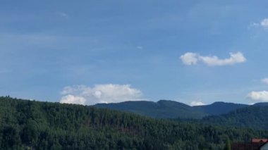 Ukraynalı Karpat Dağları'yaremche timelaps