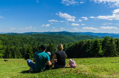 Karpat Dağları Yaremche görünümünde manzara