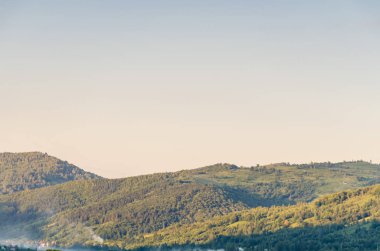 Karpat Dağları Yaremche görünümünde manzara