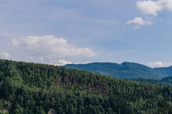 Karpaten Landschaft Blick in Yaremche — Stockfoto