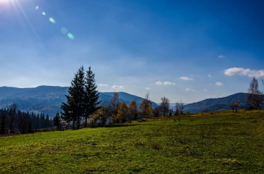 Karpat Dağları'nda sonbahar sezon