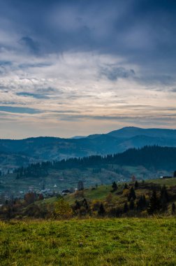 Karpat Dağları'nda sonbahar sezon