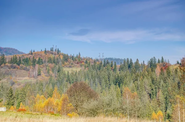 Herfst seizoen in de Karpaten — Stockfoto