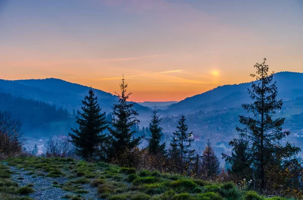 Mist morning in the Carpathian Mountains — Stock Photo, Image