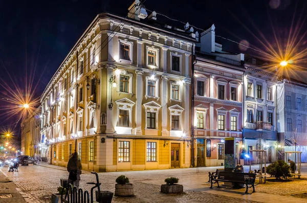Scenic Notte Lviv Architettura Del Paesaggio Urbano Sulla Lunga Esposizione — Foto Stock