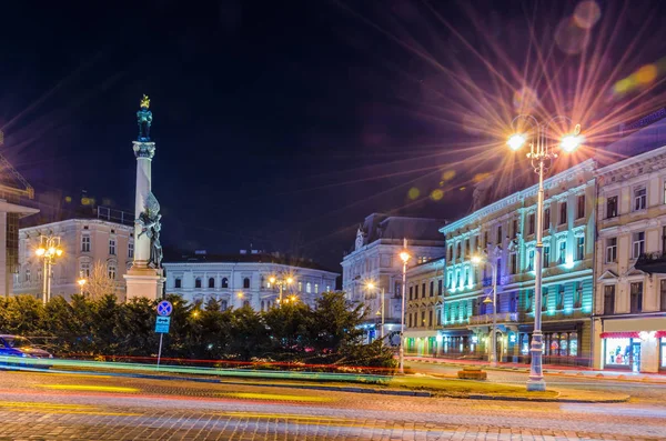 Noite Cênica Arquitetura Cityscape Lviv Sobre Longa Exposição — Fotografia de Stock