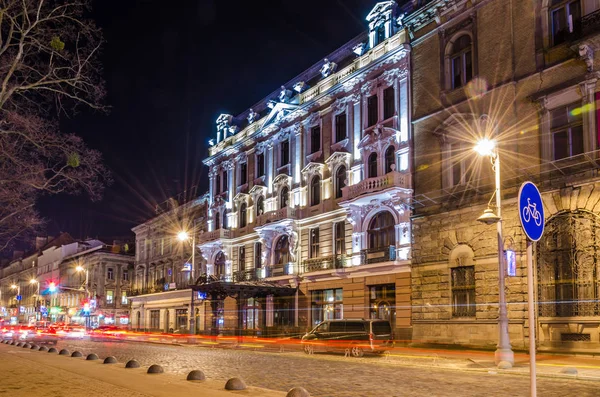 Noite Cênica Arquitetura Cityscape Lviv Sobre Longa Exposição — Fotografia de Stock