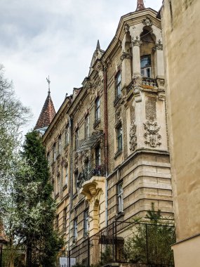 Lviv eski mimari cityscape bahar sezonu