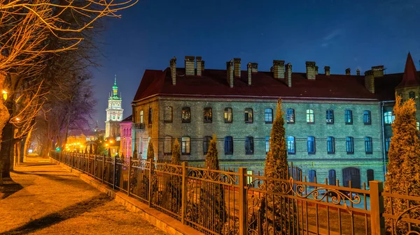 Notte Lviv Vecchia Architettura Della Città Nel Natale — Foto Stock
